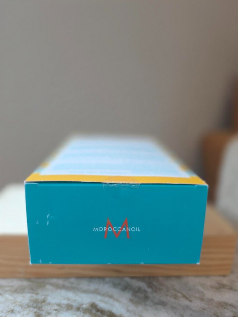 Moroccanoil Volume & Body Care Set | Shampoo, Conditioner, Thickening Lotion & S - Picture 4 of 4